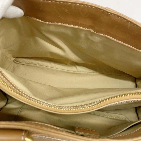 Celine Boogie Leather Handbag in Light Brown for Women - Picture 4 of 14